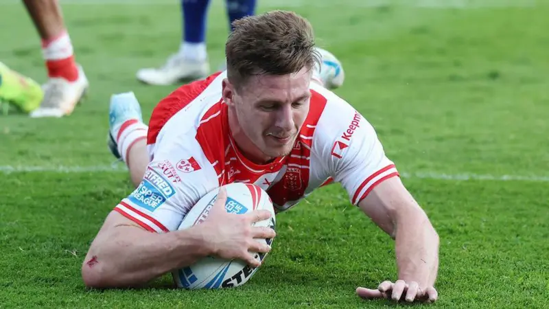 Hull KR beat Wakefield to extend Super League lead