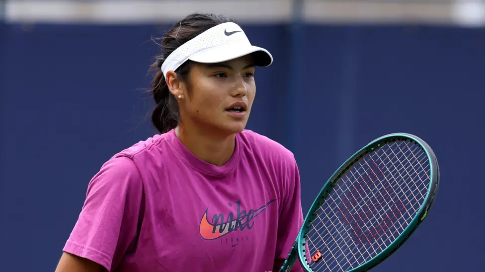 Raducanu to face British teenager Xu at Wimbledon
